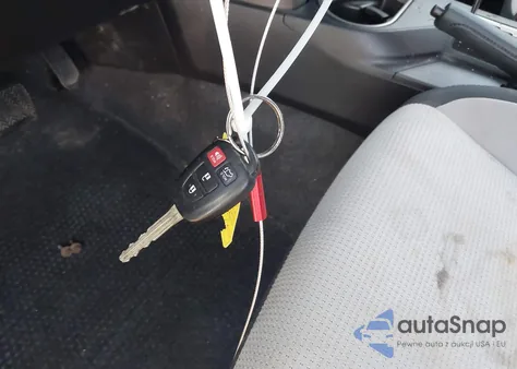 2016 Toyota Rav4 Xle из США, поврежденный, VIN 2T3WFREV2GW290457